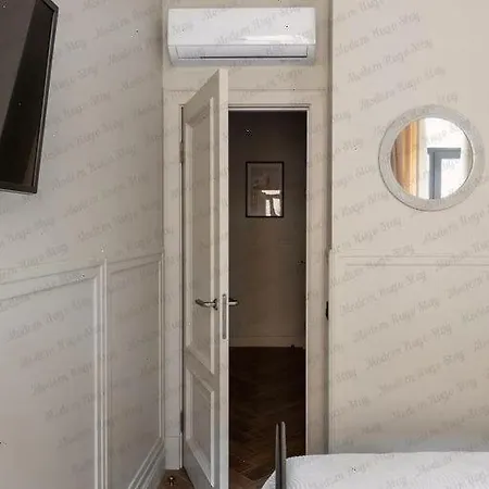 Modern Hugo Hotel Milán