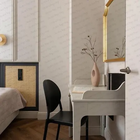 Hotel Modern Hugo Milán